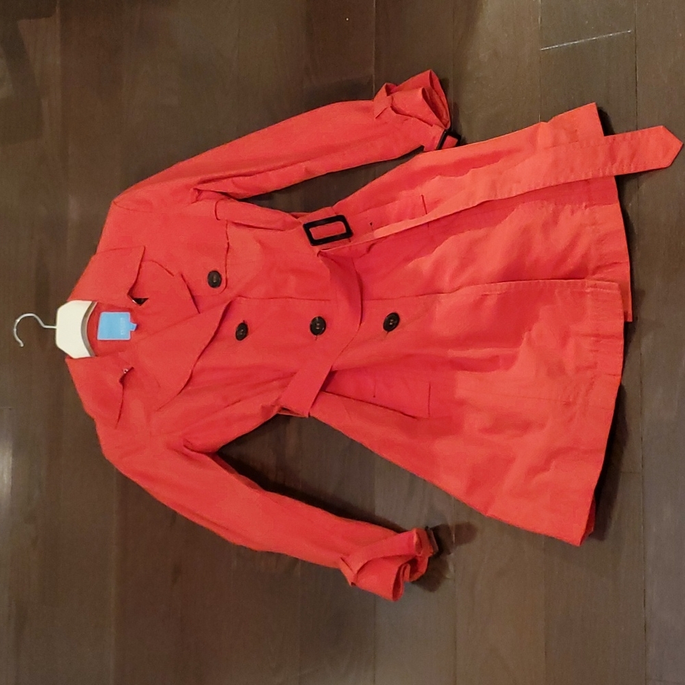 ESCADA SPORT TRENCH COAT. SIZE 40 euro 10 medium  usa